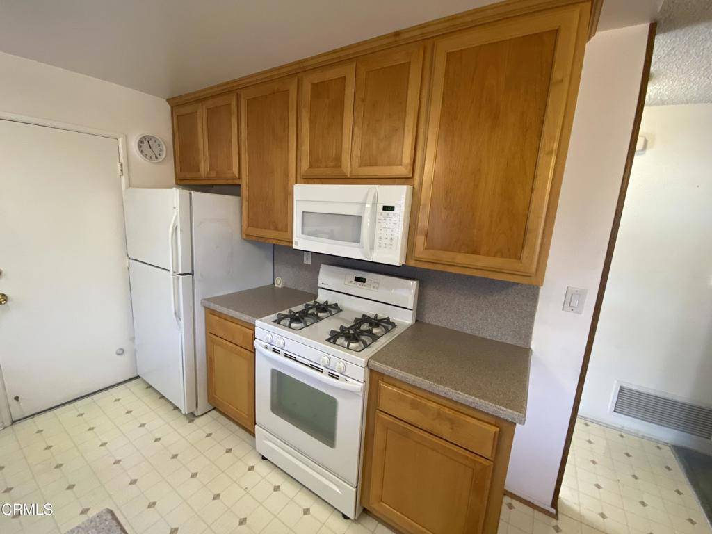 Santa Clarita, CA 91350,22375 Espuella DR