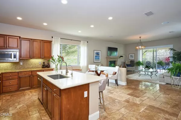 697 Corte Estrella, Camarillo, CA 93010