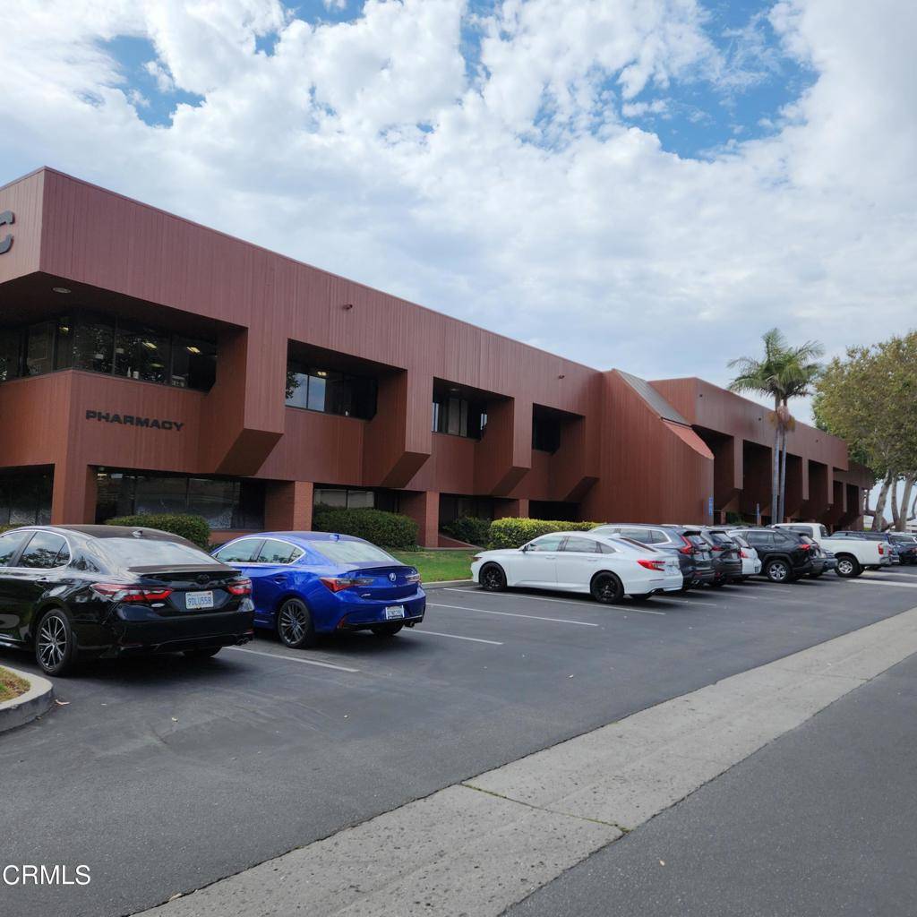 Oxnard, CA 93030,993 W 7th ST