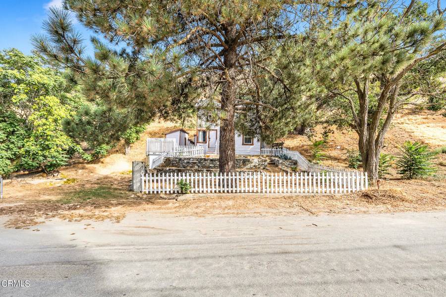 432 South Drive DR, Lebec, CA 93243