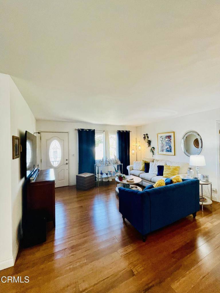 Ventura, CA 93001,4284 Encino LN
