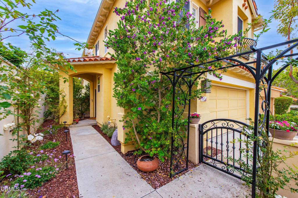 Camarillo, CA 93010,1143 Corte Riviera