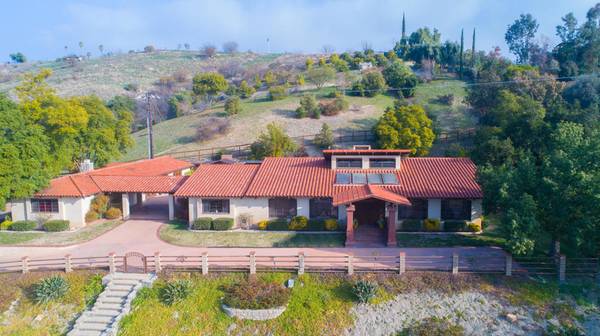 12605 Highwinds RD, Ojai, CA 93023