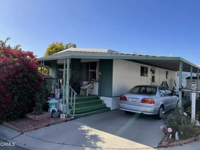 104 Camino Valverde #104, Camarillo, CA 93012