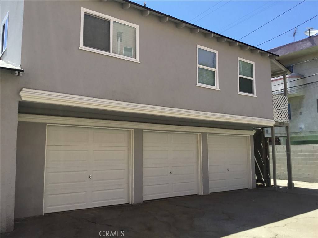 Van Nuys, CA 91405,14551 Hart ST