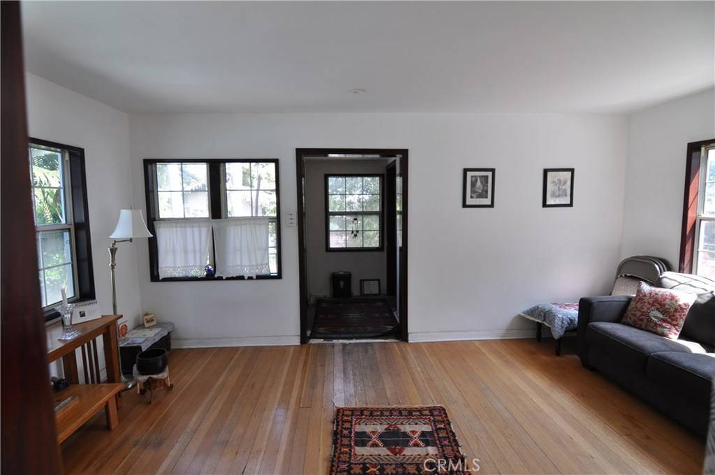 Los Angeles, CA 90042,6208 Bertha ST