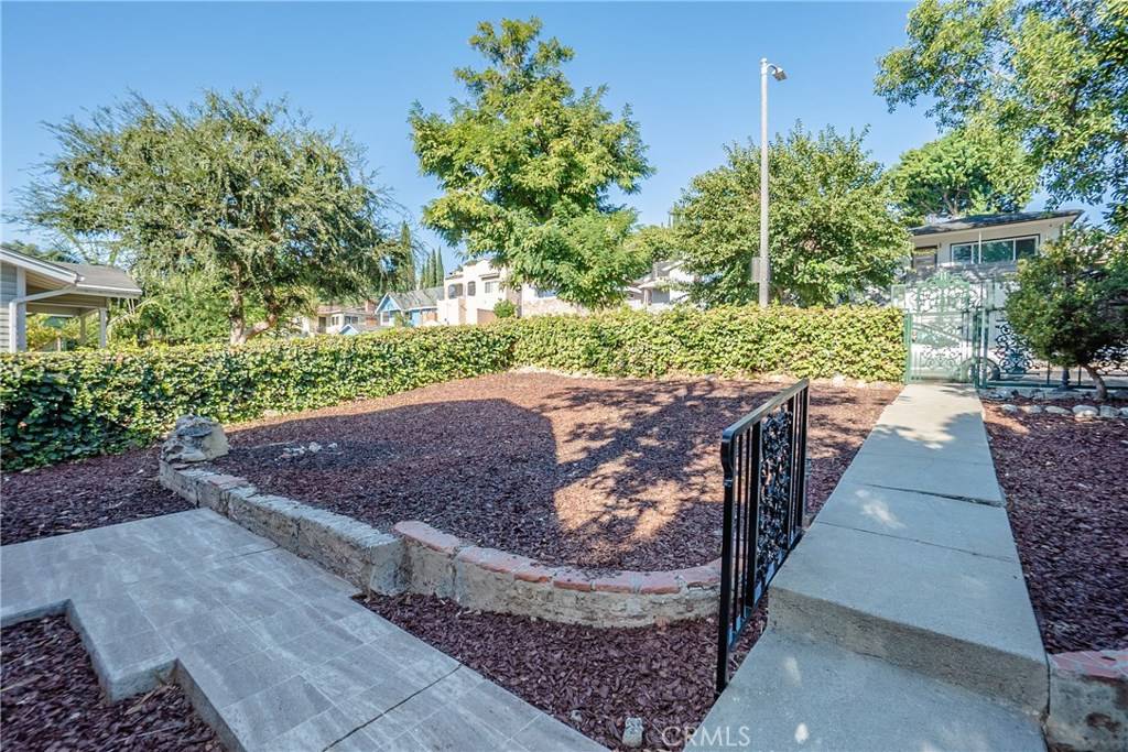 El Sereno, CA 90032,5190 Ithaca AVE