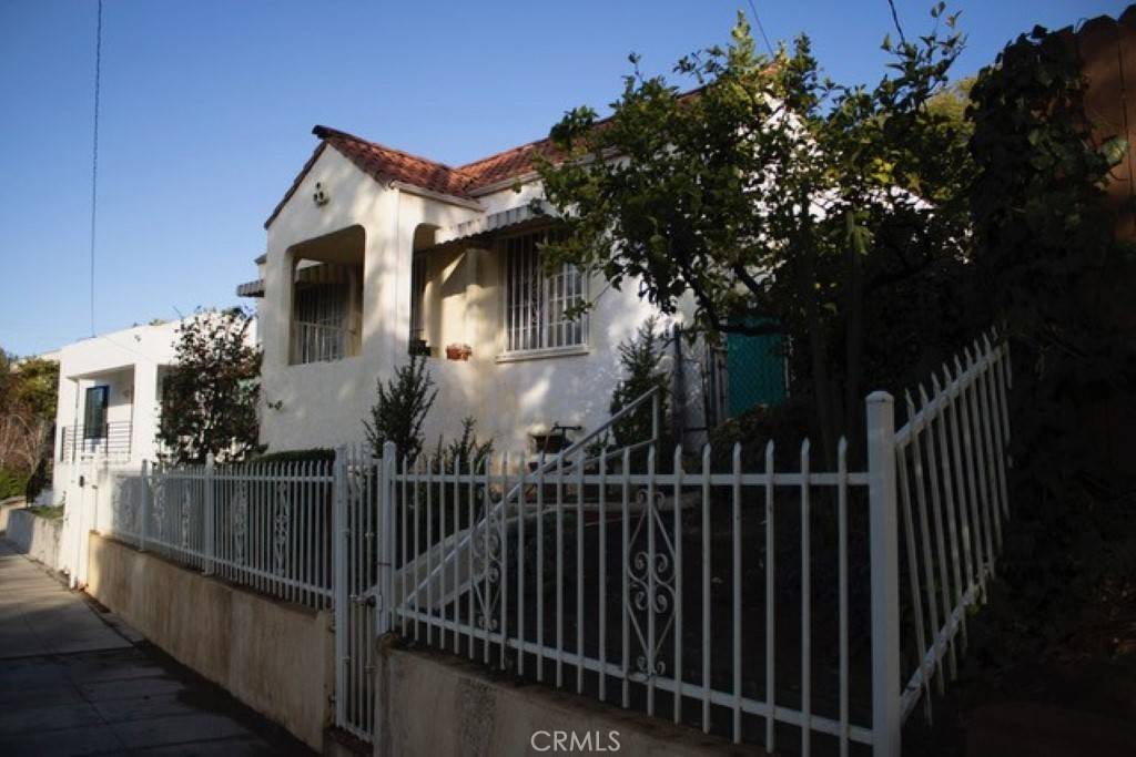 Highland Park, CA 90042,5675 Fayette ST