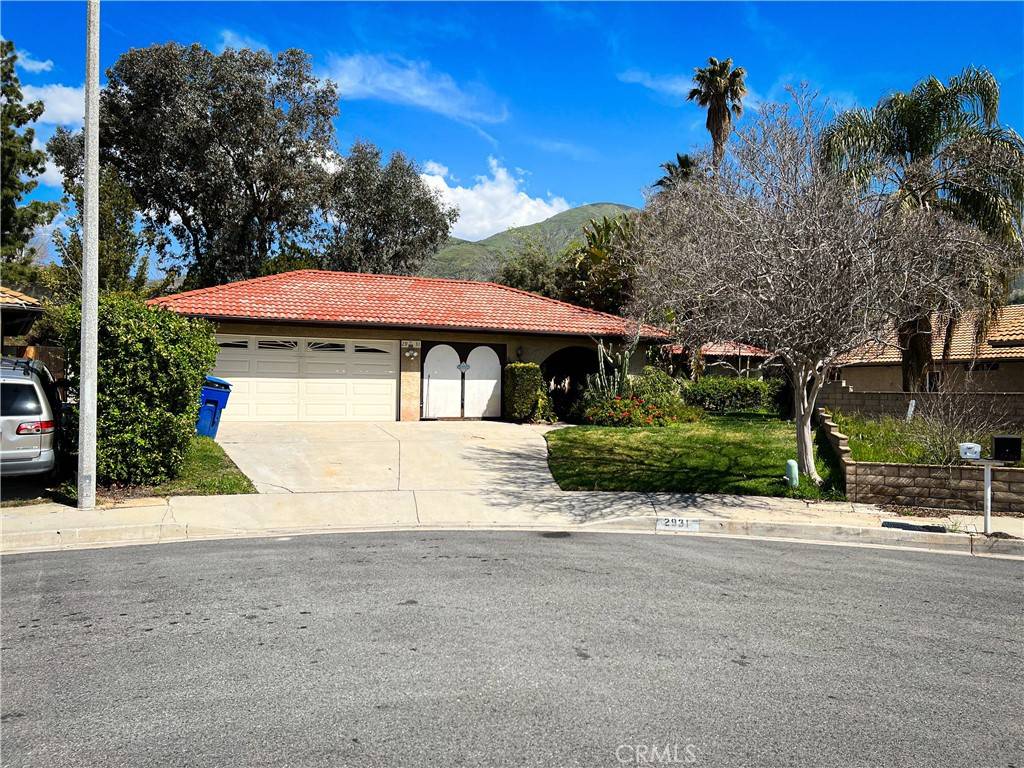 Highland, CA 92346,2931 Roadrunner CT