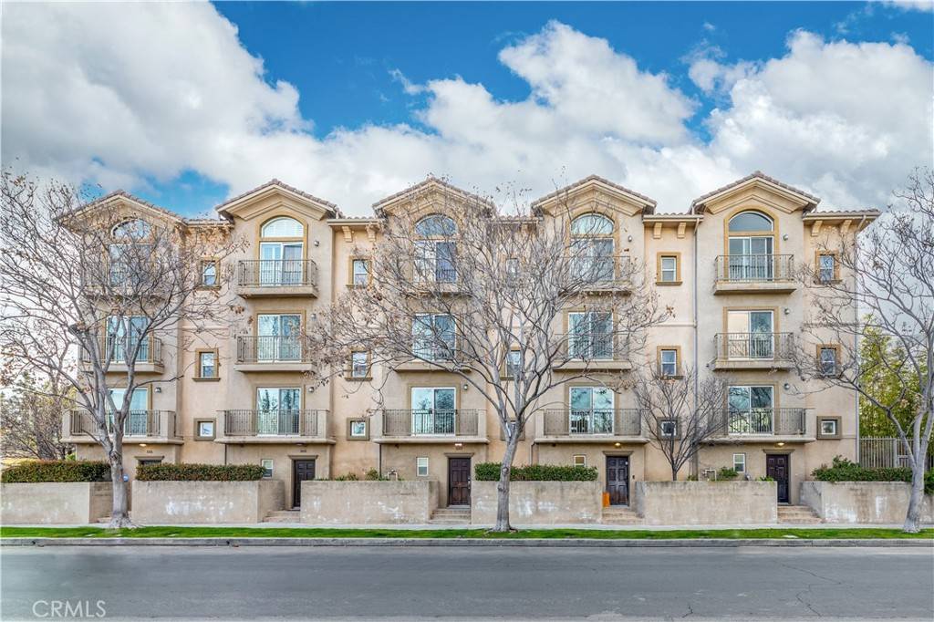 10803 Hesby ST #104, North Hollywood, CA 91601