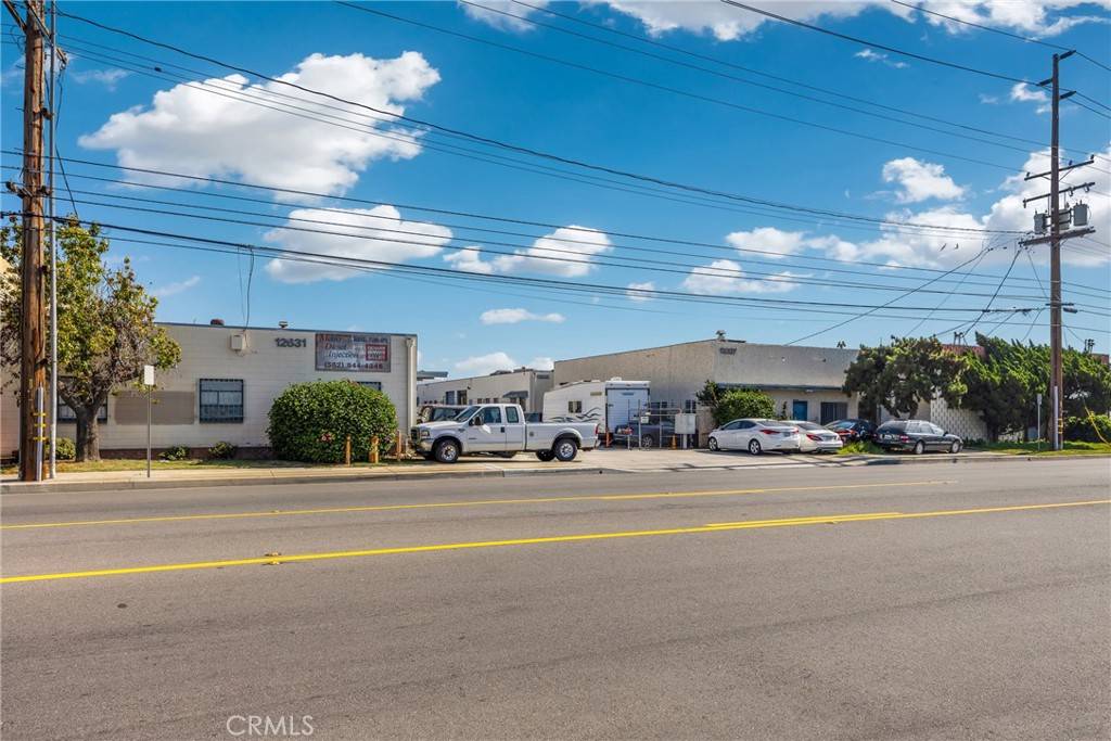 Santa Fe Springs, CA 90670,12637 Los Nietos RD