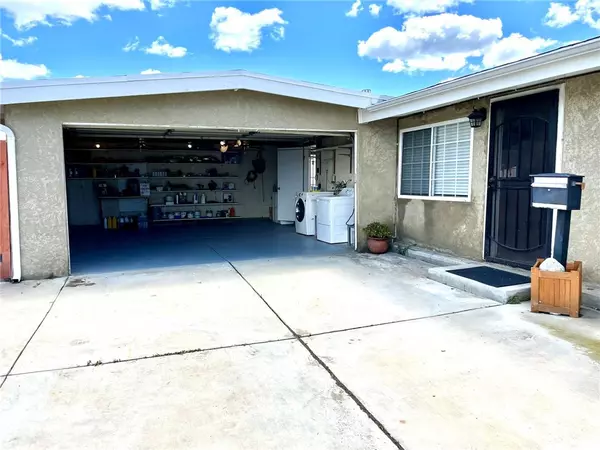 Spring Valley, CA 91977,631 Maclay St