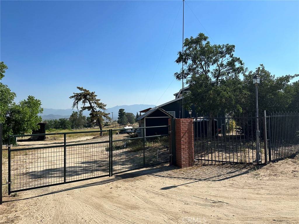 Anza, CA 92539,60645 Lupin LN