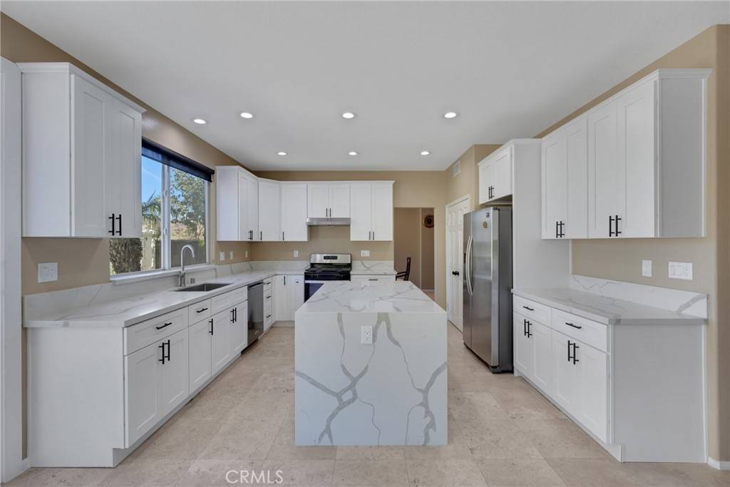 8831 E Garden View DR, Anaheim Hills, CA 92808