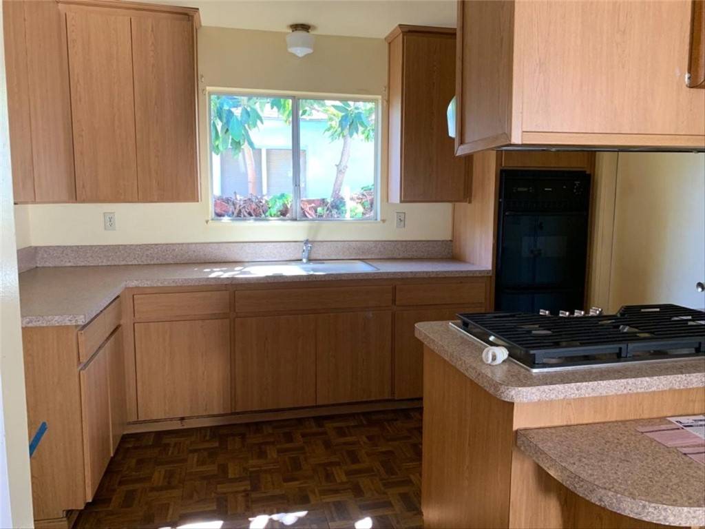 Santa Barbara, CA 93111,628 Burtis ST