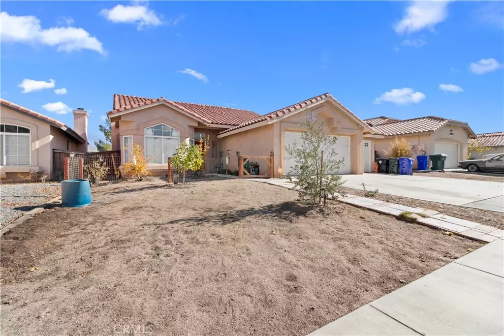 Victorville, CA 92394,15149 Zircon DR