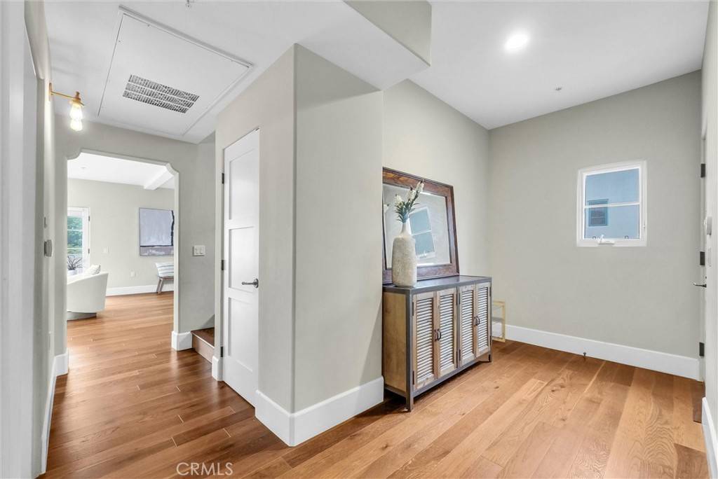 Rolling Hills Estates, CA 90274,975 Silver Spur RD