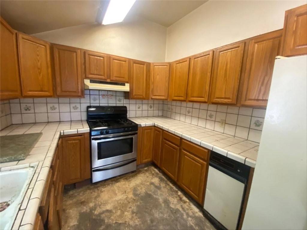 Paso Robles, CA 93446,225 Pacific AVE