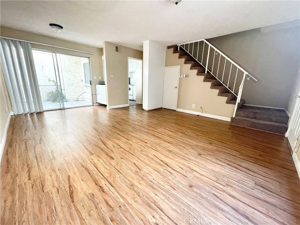 220 N Alhambra AVE #B, Monterey Park, CA 91755