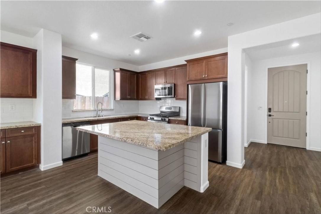 Merced, CA 95341,405 Denise DR