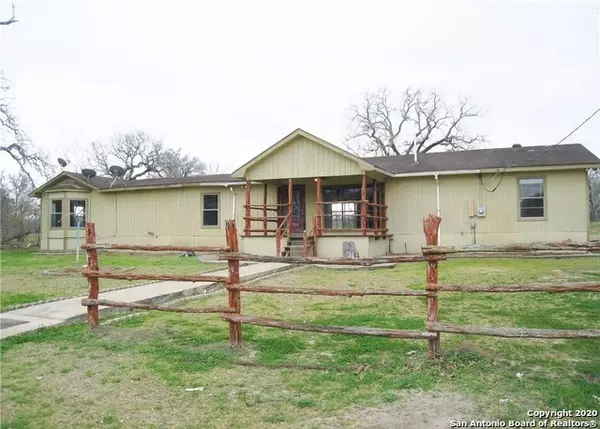 Luling, TX 78648,380 Ivy Switch Rd