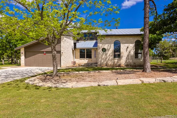 32507 Tierra Robles Drive,  Bulverde,  TX 78163