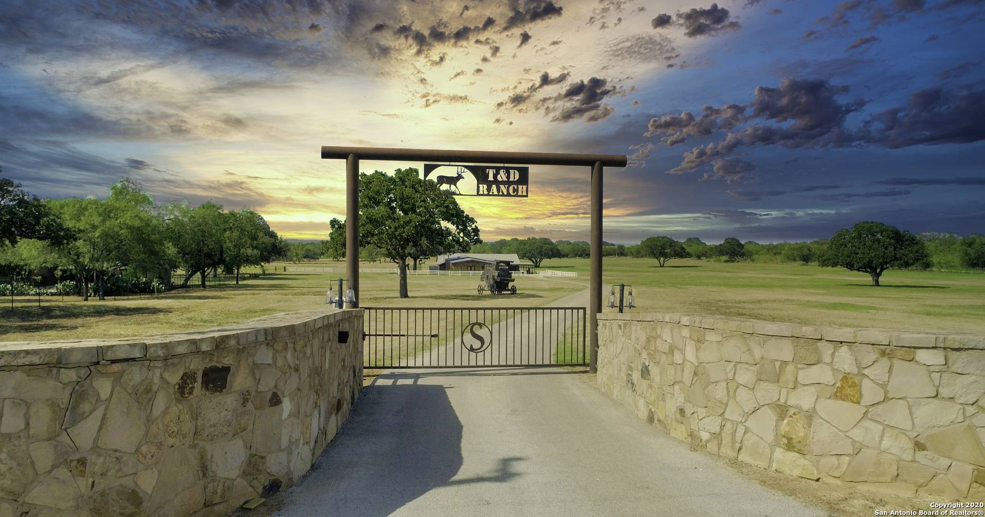 Adkins, TX 78101,13633 US Highway 87 S