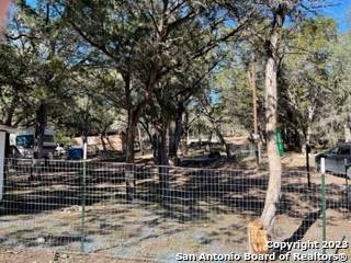 Lakehills, TX 78063-6923,502 LEGION DR