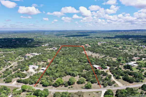 Boerne, TX 78006,208 White Oak Trail