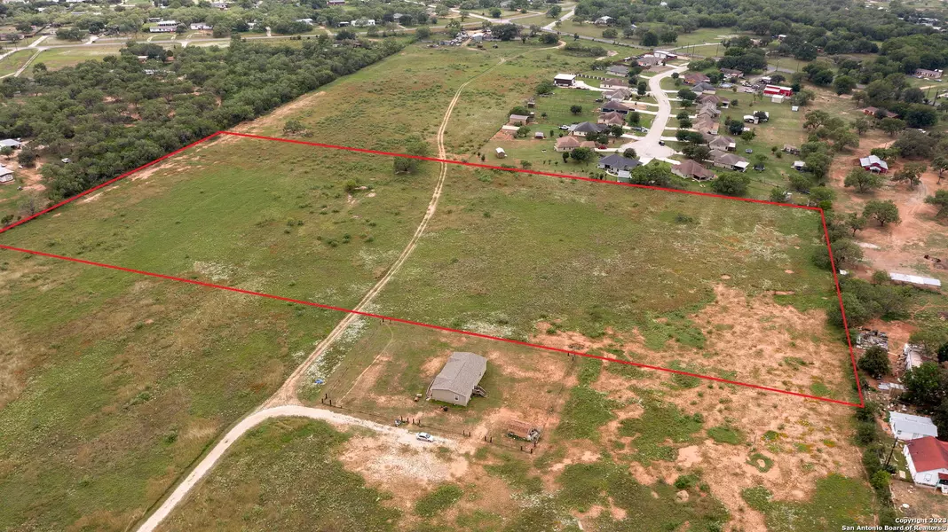 00 BORREGAS RD, Elmendorf, TX 78112