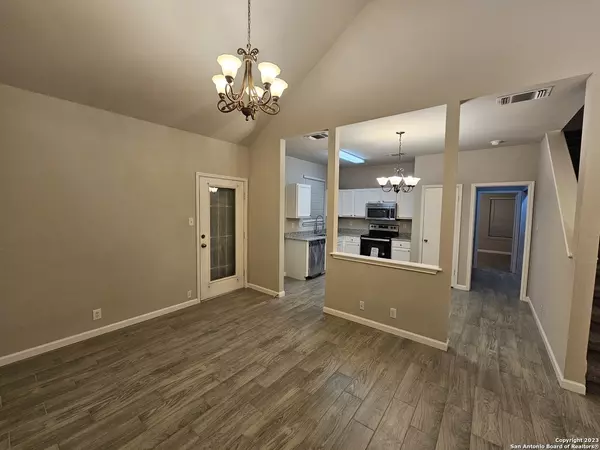 San Antonio, TX 78251-1727,7718 CROWN LEDGE