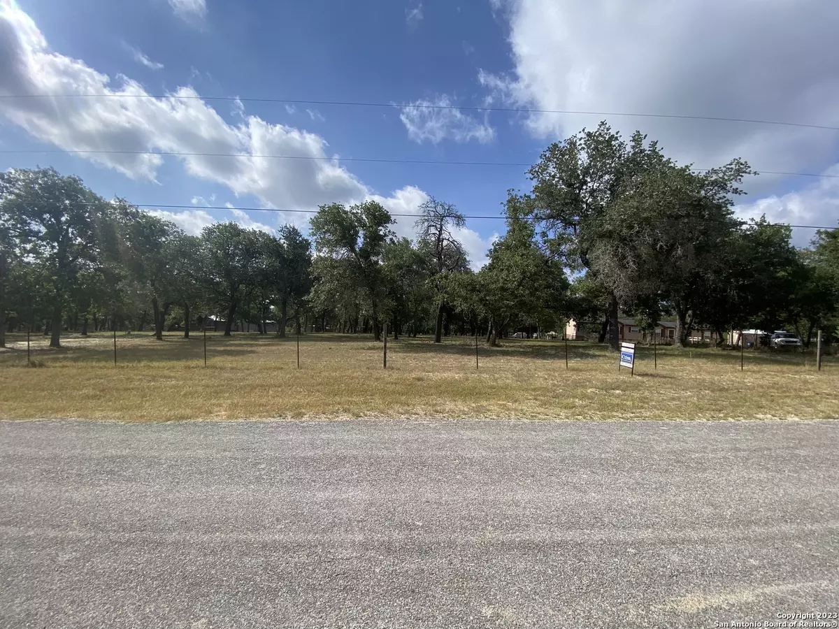 La Vernia, TX 78121,341 Lost Trail Cir