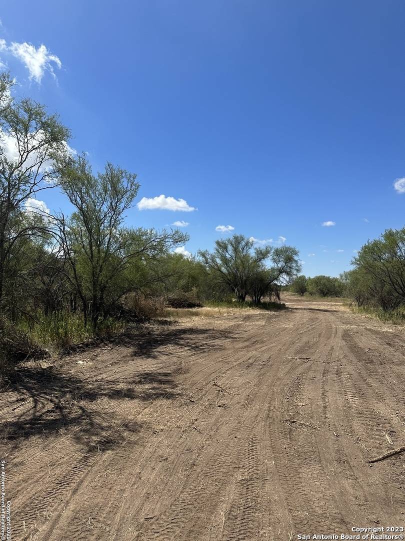 Sabinal, TX 78881,000 Old Hwy 90