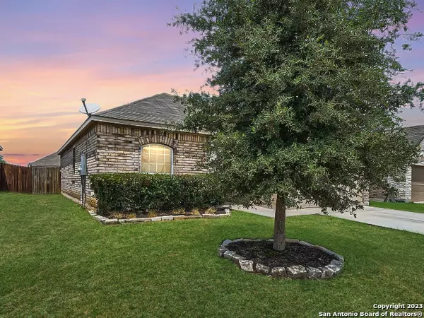 New Braunfels, TX 78132-5196,6180 DAISY WAY