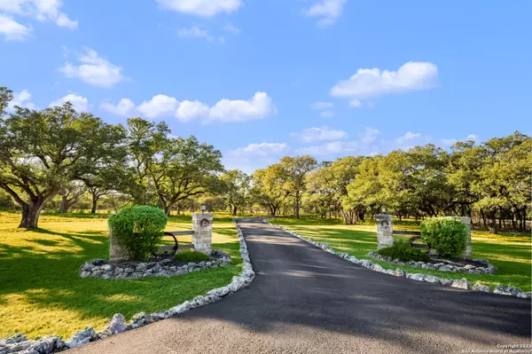 Boerne, TX 78006,1496 Guadalupe Bend