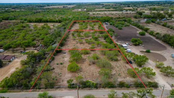 Natalia, TX 78059,TRACT 2 605 County Road 6716