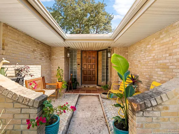 San Antonio, TX 78232,15710 Otter Trail