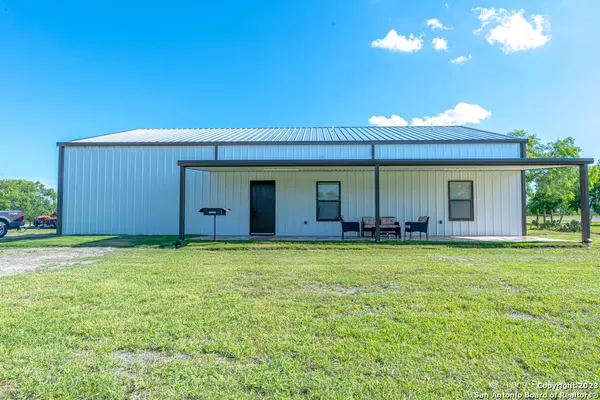 Calliham, TX 78007,104 Fletcher