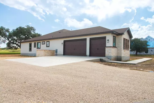 Bandera, TX 78003,1116 Lariat Trace