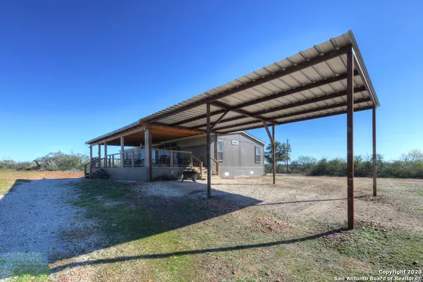 Pearsall, TX 78061,200+/- ACRES HWY 57