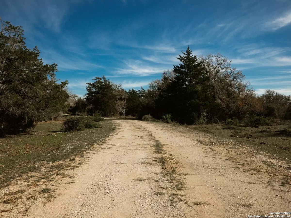 Hallettsville, TX 77964,000 County Road 146