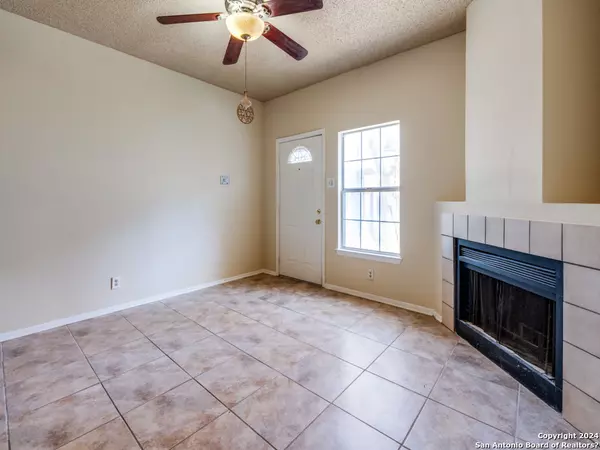 San Antonio, TX 78247-4243,1933 CROSSGATE PARK UNIT NONE