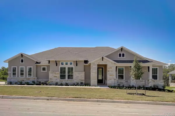 Castroville, TX 78009,526 Falcon Cove