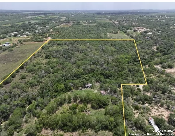 912 FM 2537, San Antonio, TX 78221