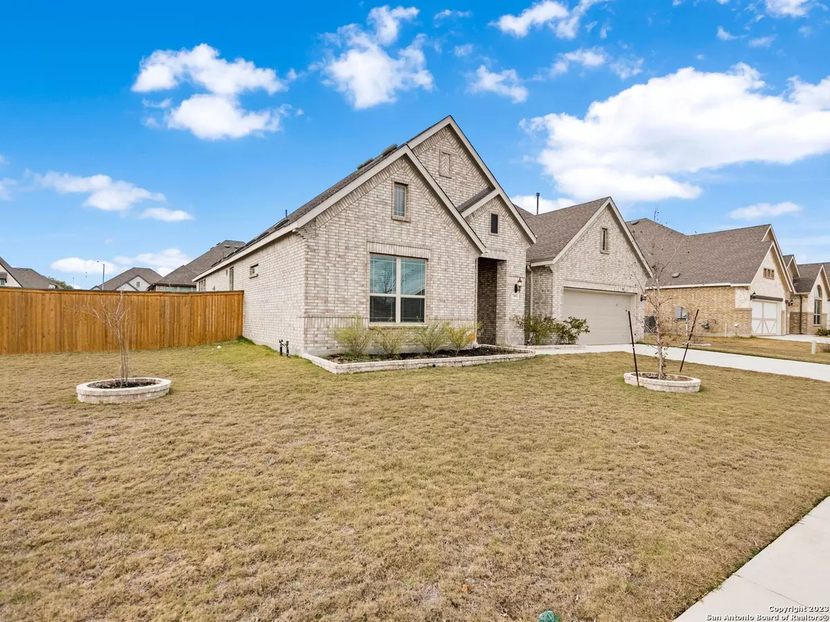 Schertz, TX 78154,7001 Hallie Oaks