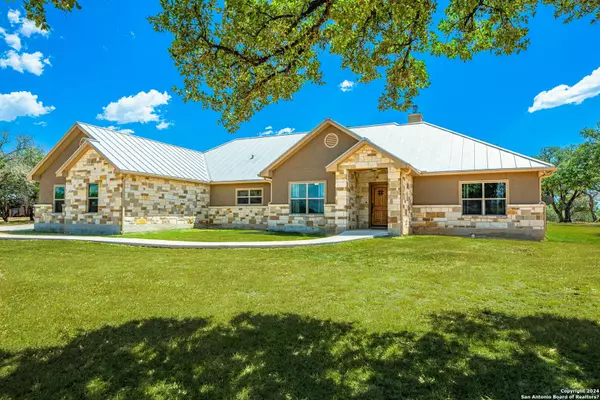 Pipe Creek, TX 78063-5929,509 MUSTANG CROSSING DR