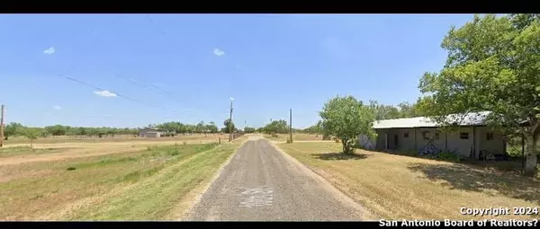 Christine, TX 78012,220 10th St