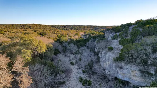 Rocksprings, TX 78880,4148 SD 45960