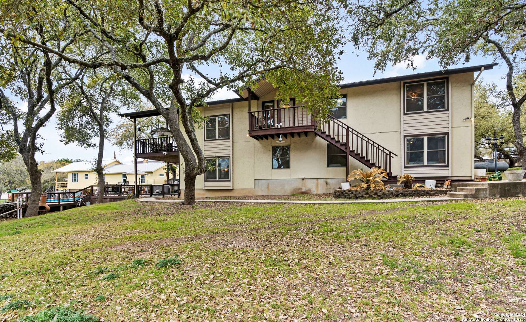 1497 PEBBLE BEACH RD, Lakehills, TX 78063-6414