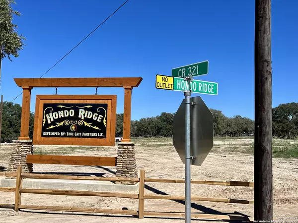 La Vernia, TX 78121,117 Hondo Ridge